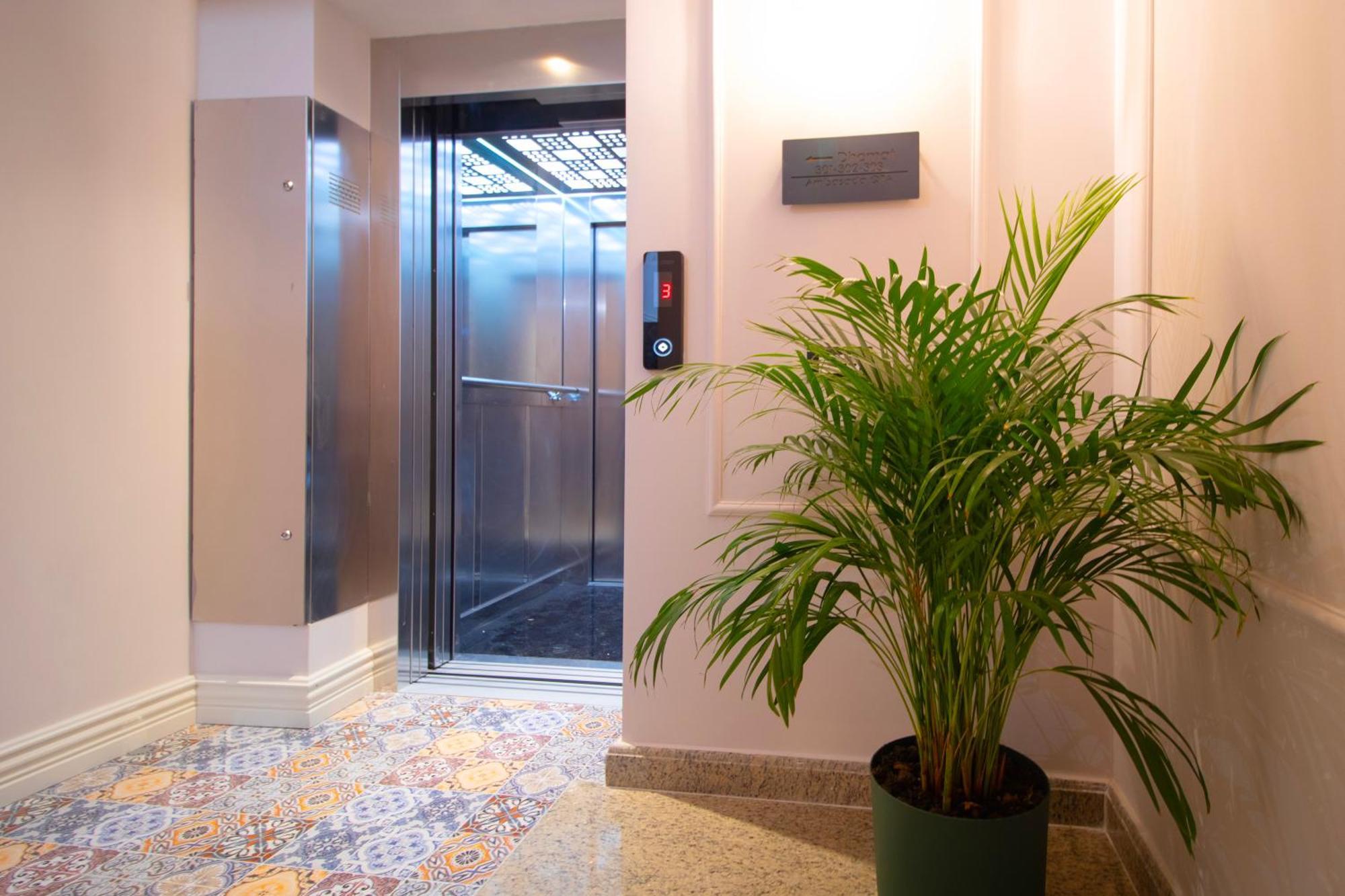 Hotel Ambasada Qta Paskuqan Luaran gambar