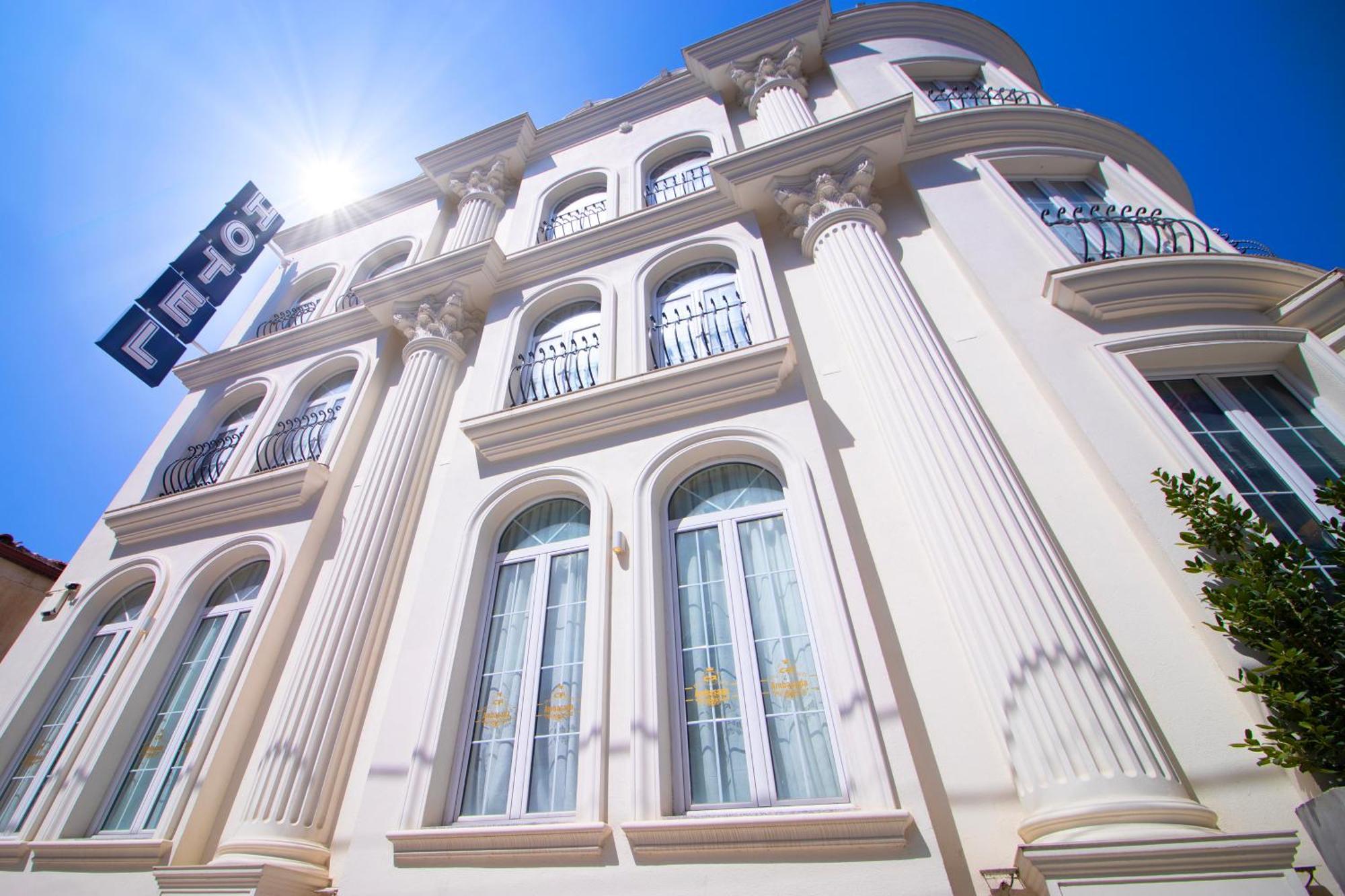Hotel Ambasada Qta Paskuqan Luaran gambar